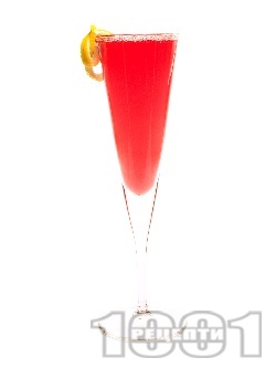 Коктейл Кир Роял (Kir Royale) с шампанско и сок от касис - снимка на рецептата
